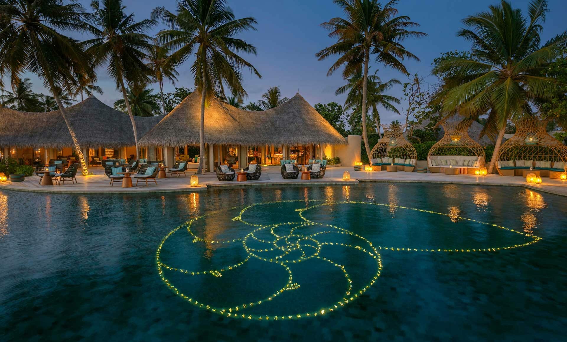 The Nautilus Maldives — отель на Мальдивах